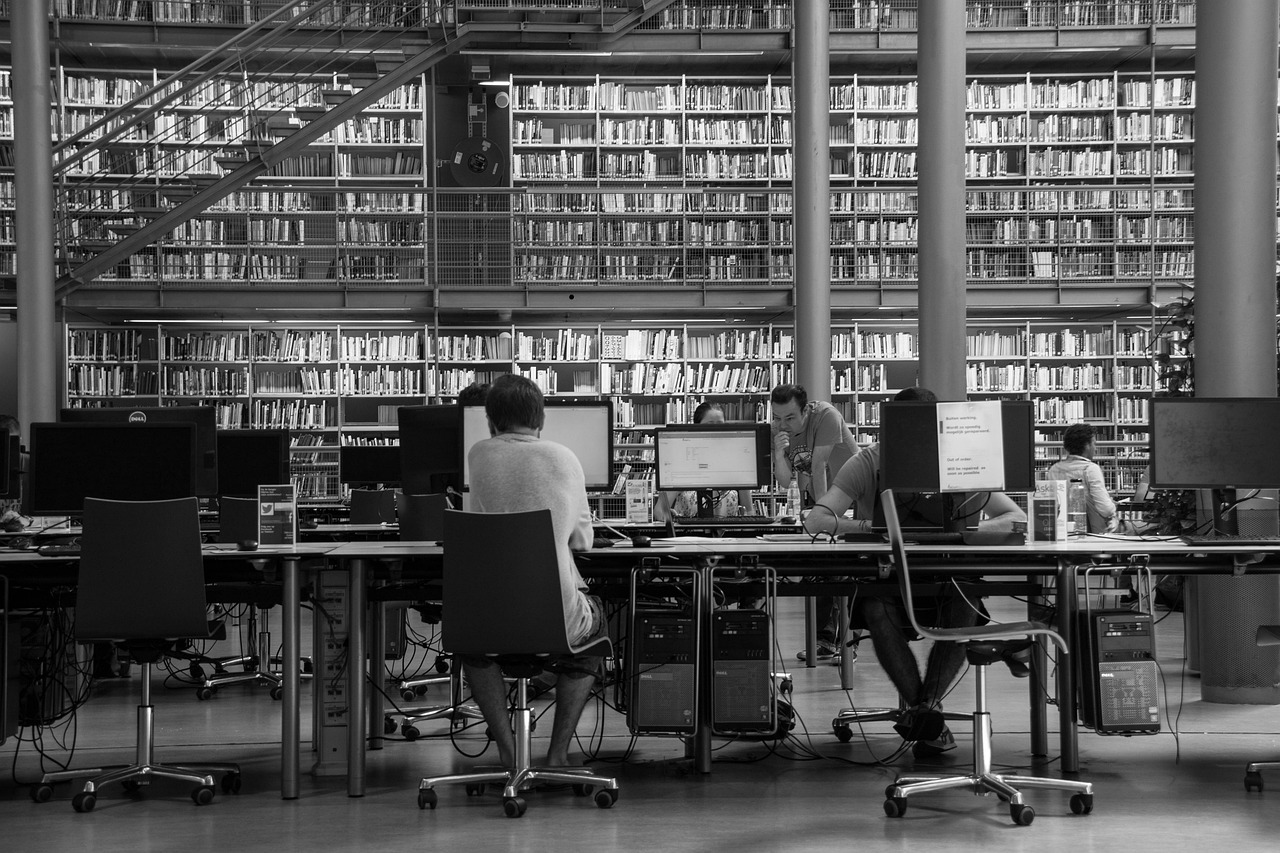 大学教材，内容与形式的双重革新之旅