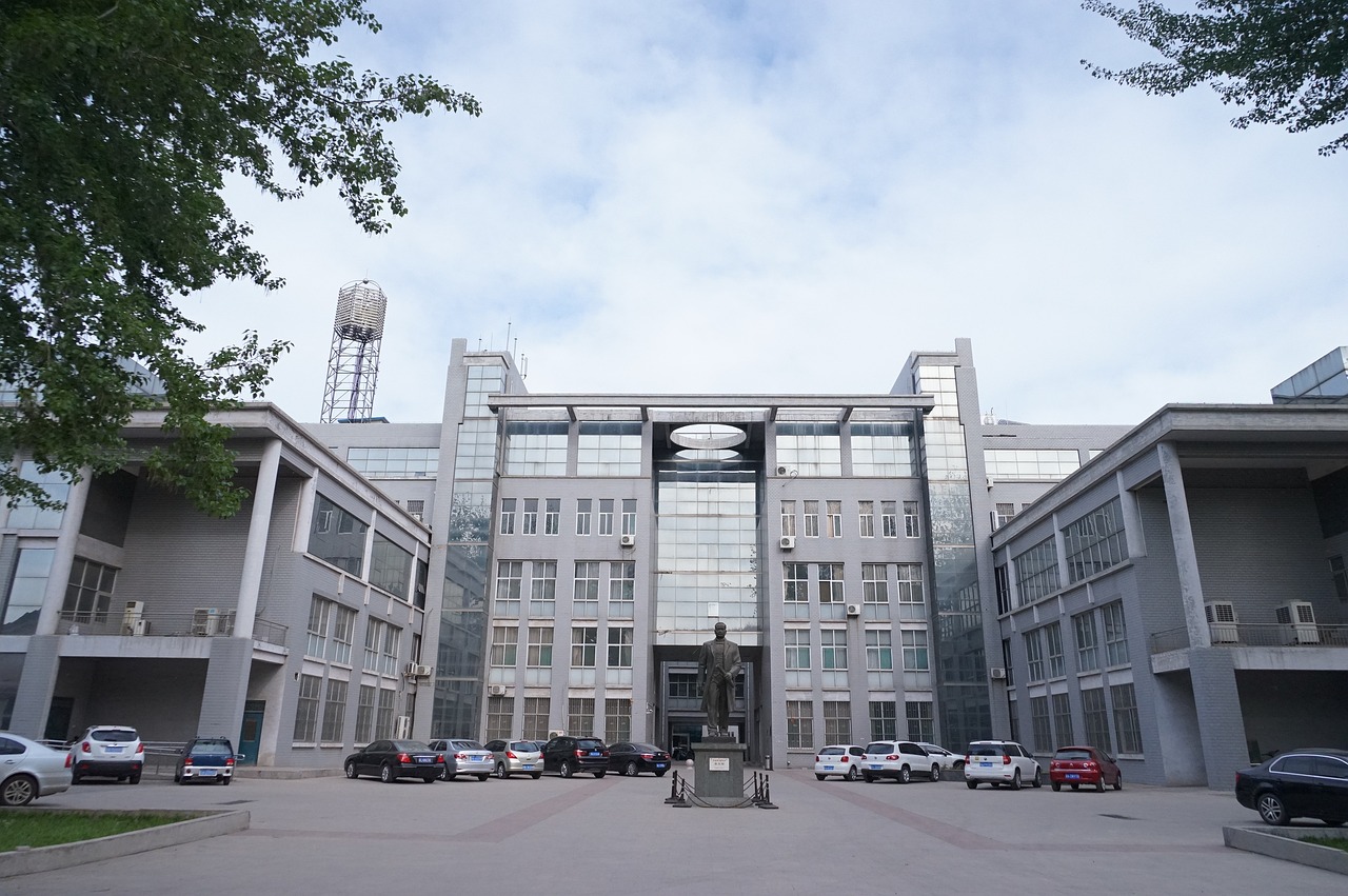 新疆学校新学年开学，新篇章的启航